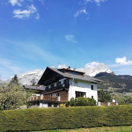 Pension Sonneck Пфаррверфен Экстерьер фото