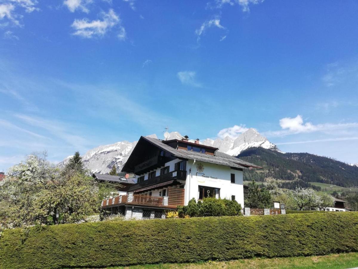 Pension Sonneck Пфаррверфен Экстерьер фото