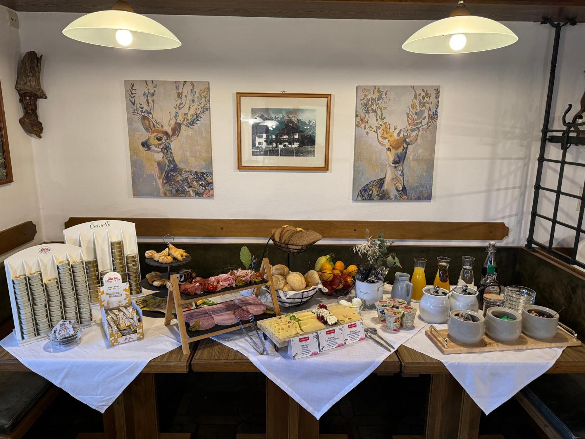 Pension Sonneck Пфаррверфен Экстерьер фото