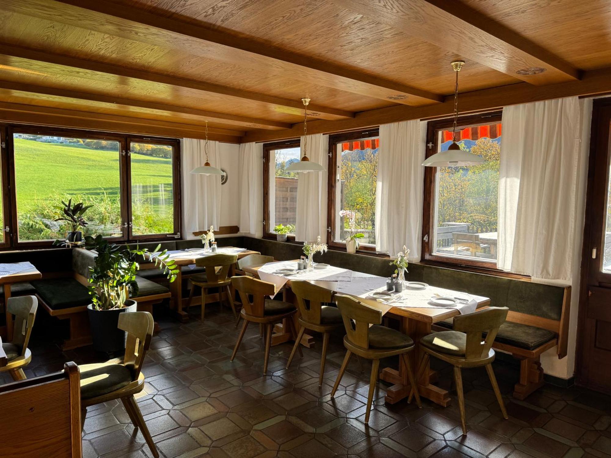 Pension Sonneck Пфаррверфен Экстерьер фото