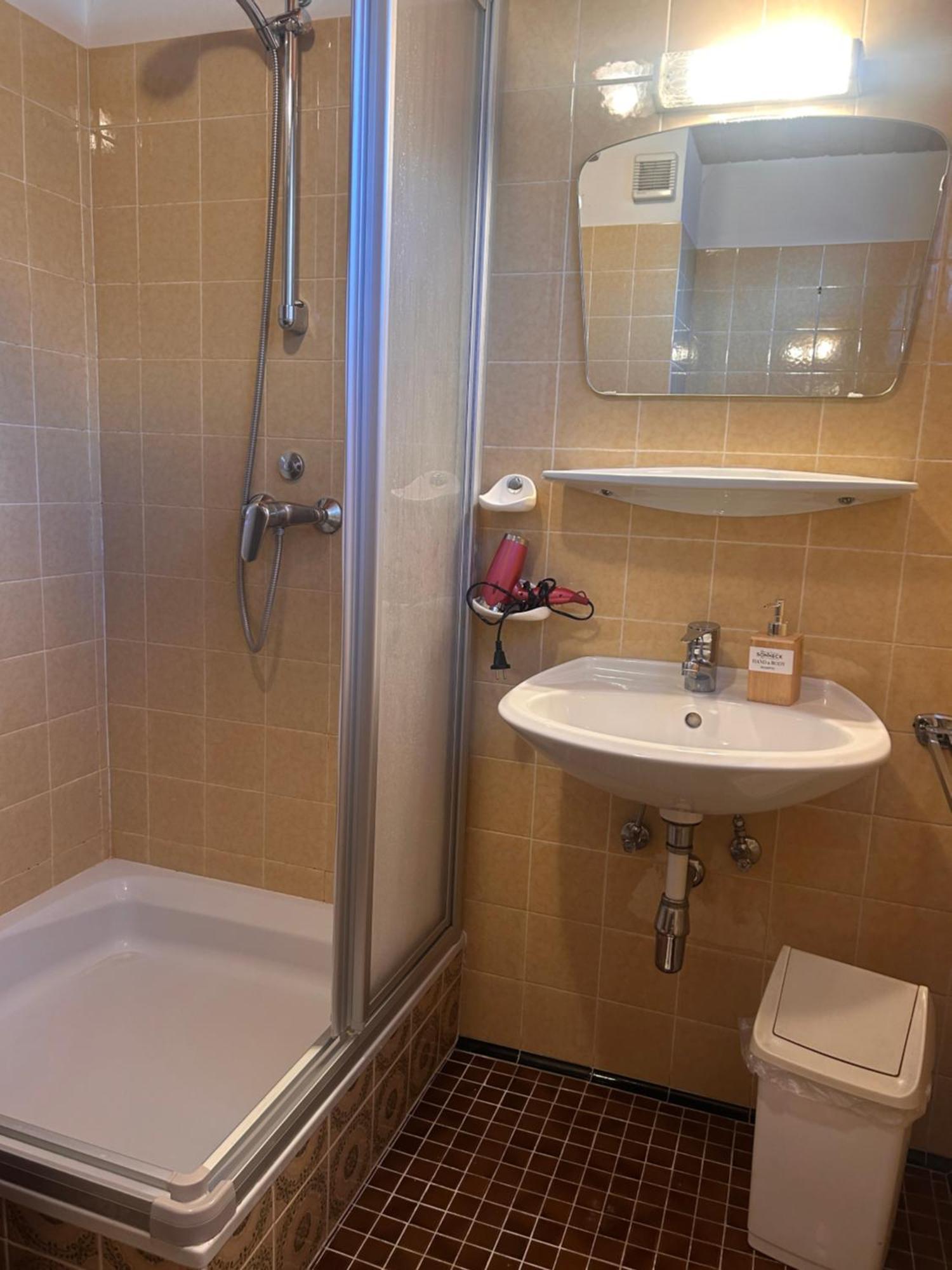 Pension Sonneck Пфаррверфен Номер фото