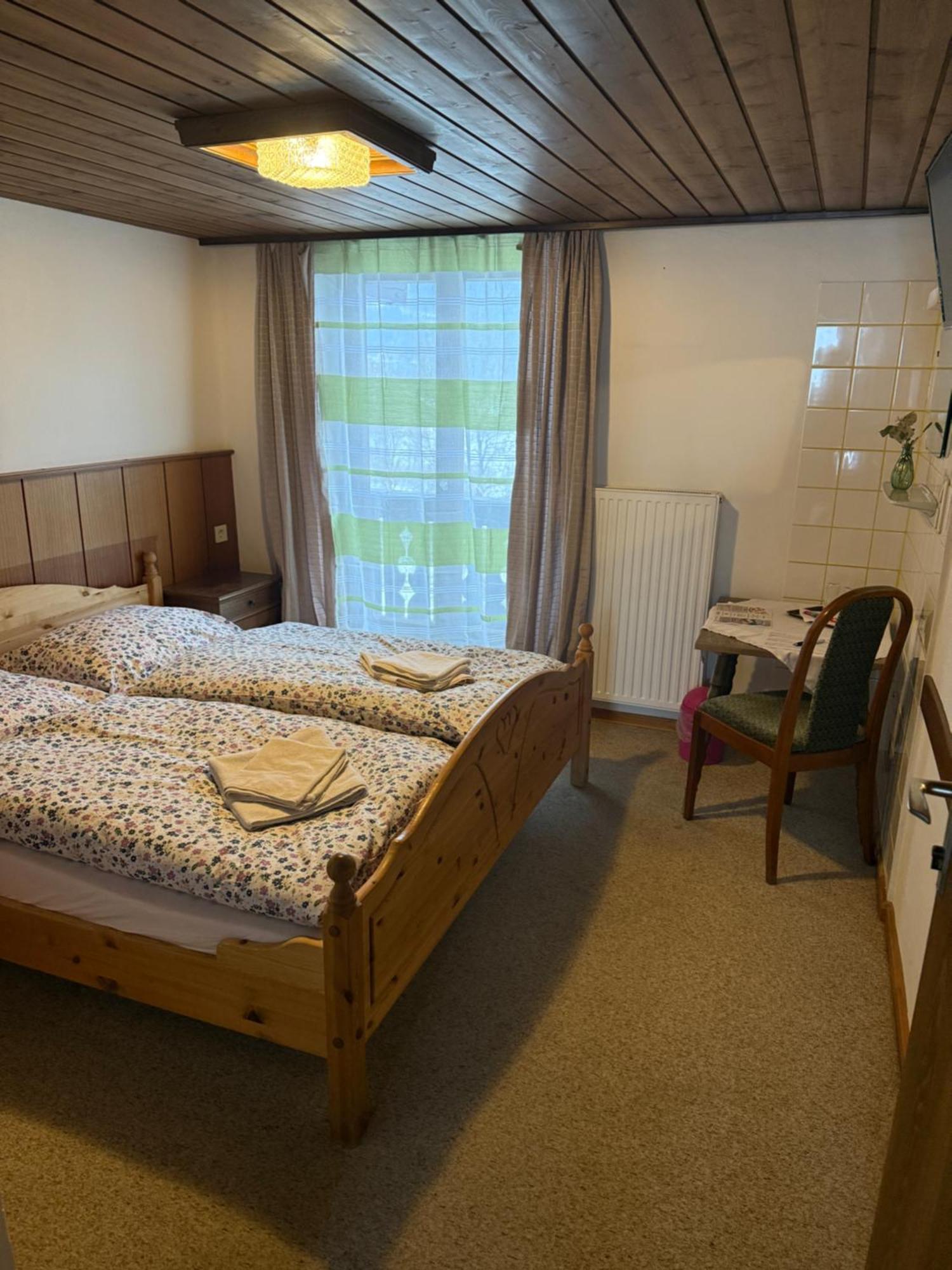 Pension Sonneck Пфаррверфен Номер фото